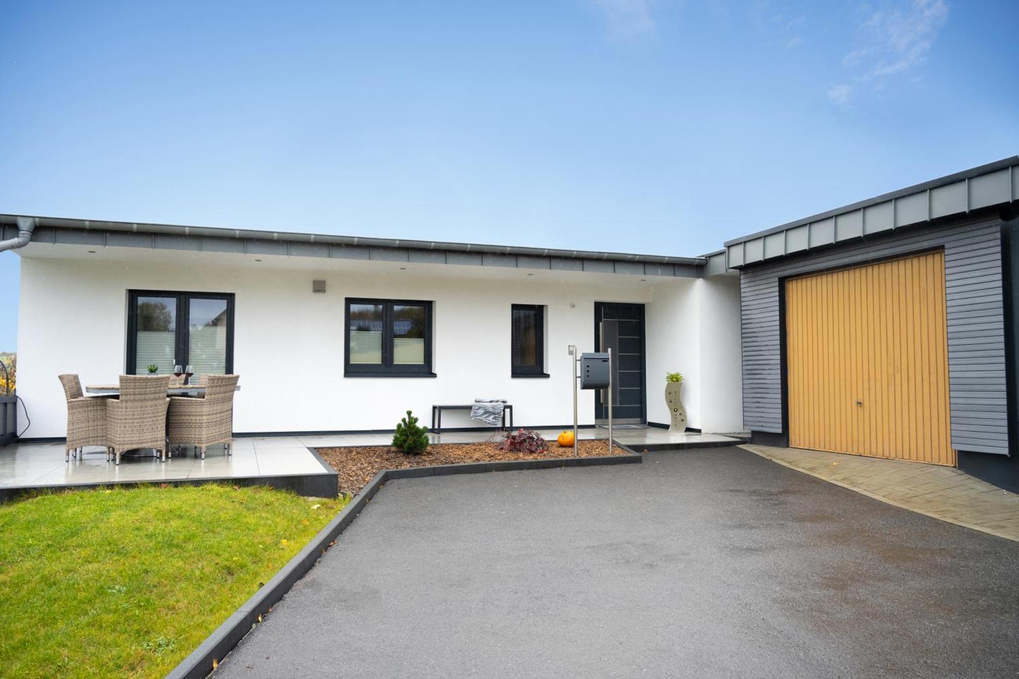 Ferienwohnung "Iewer Der Schaff" Burbach  外观 照片